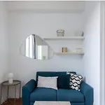 Bright Apartment Near Place De La Republique